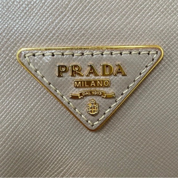 Authentic Prada Saffiano Lux Blush pink double zip leather tote - Picture 2 of 6